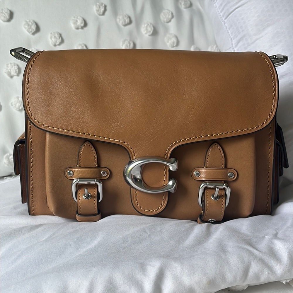 RARE Asia exclusive Coach Western Tabby Honey Brown